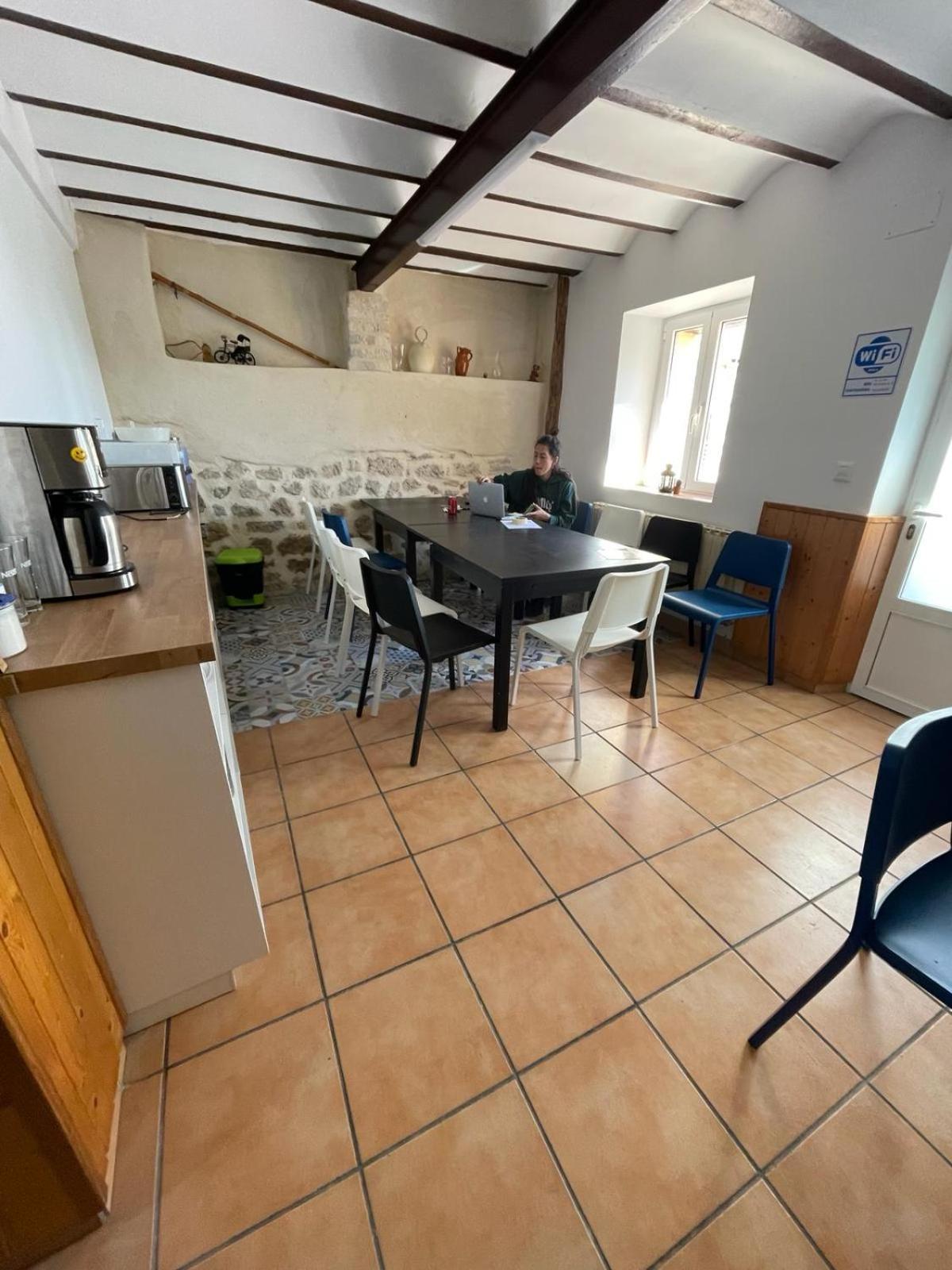 Albergue El Alfar/Pilgrim Hostel Hornillos del Camino Exteriér fotografie